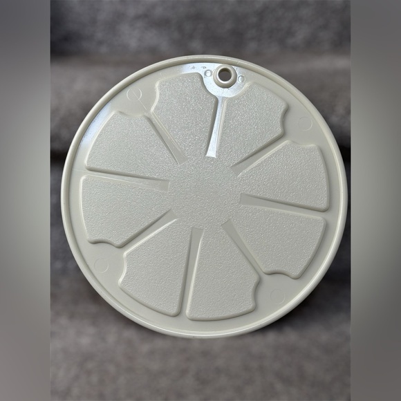 Vintage Fleetware Pfaltzgraff Tea Rose Round Hanging Cutting Board/Trivet 10” - Picture 5 of 7